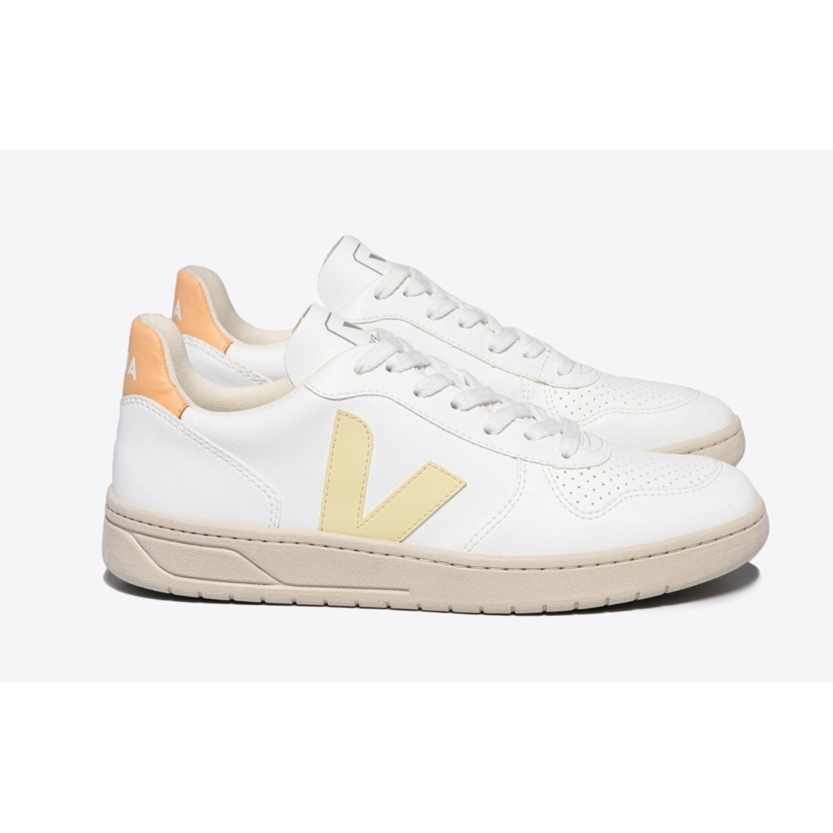 Veja V-10 Cwl Women's Size 7 Sneakers White/Sun/Peach Vegan Leather New